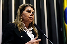 20120322101158_Sueli Vidigal 2103MED