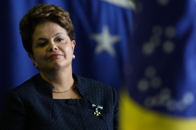 DILMA EM CERIMÔNIA MILITAR EM BRASÍLIA