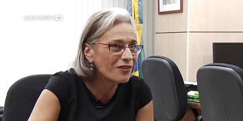 Secretária – Maria Beatriz Luce