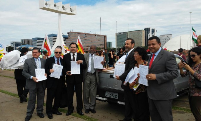 20.05.2015_Caminhada-e-ato-cultural-BSB-2_Crédito-Marcelo-Alves