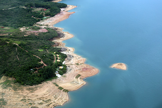 Sobrevoo à bacia do rio Grande