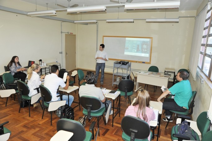 curso-de-produção-cultural-aos-professores-do-curso-de-Relações-Públicas-da-Unipampa-16.03.12