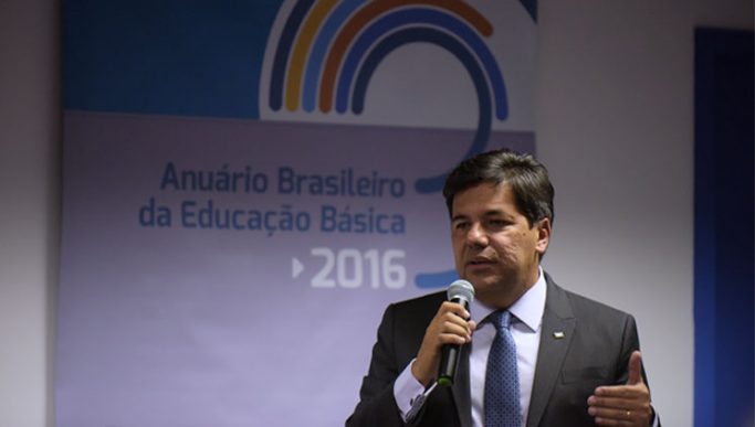 anuario_brasileiro_educacao_basica_2016